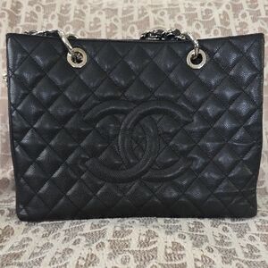 Chanel Black Quilted Shoulder Bag